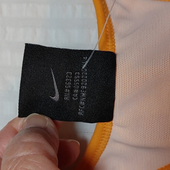 NEW Women's Nike Dri-fit Racer Back Sports Bra Size Small - Picture 6 of 10